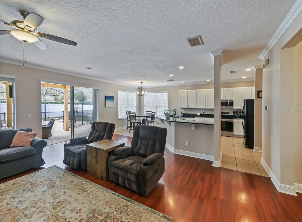 Open living, kitchen & dining sightline